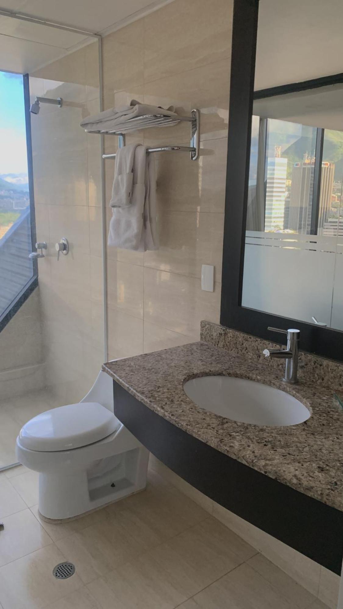 Hotel Chacao Suites การากัส ภายนอก รูปภาพ