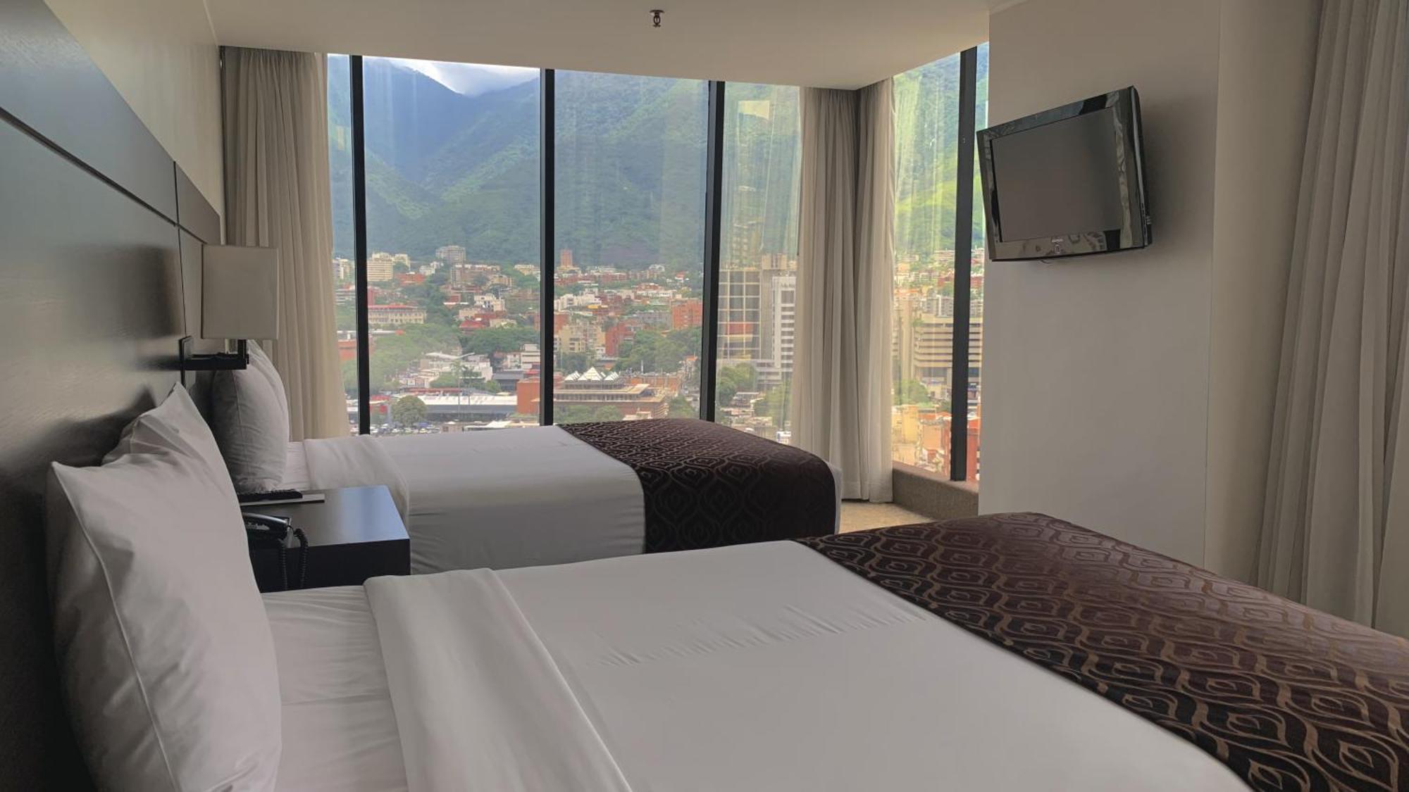 Hotel Chacao Suites การากัส ภายนอก รูปภาพ