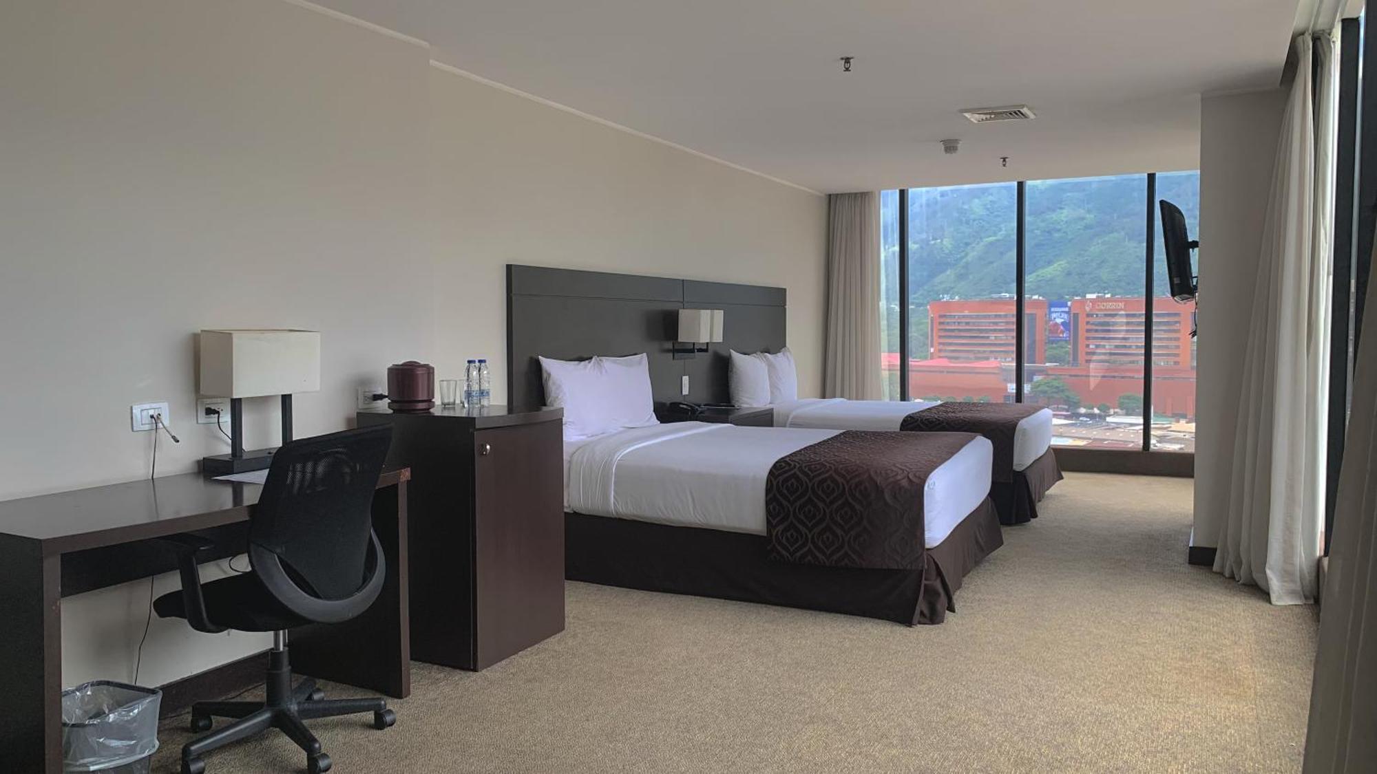 Hotel Chacao Suites การากัส ภายนอก รูปภาพ